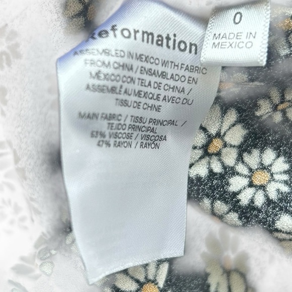 Reformation Phoebe midi black skirt white daisies size 0 with slit - Picture 7 of 8